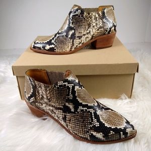 New Madewell Sonia Chelsea Boot Snake Embossed